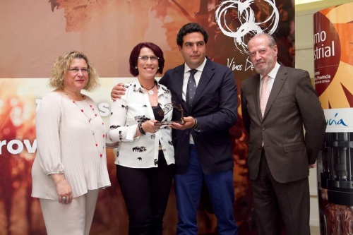Cocolubis Bodegas La Margarita premio mejor vino Sevilla Diputacion (2)